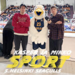 Kasper ja Mikko SPORT koripallo-ottelussa: ”Esittelyssä Frisbee-golf MM25:n epävirallinen kisabiisi”